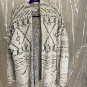 Knox Rose, XL, Fuzzy & Soft Cardigan, Gently Worn